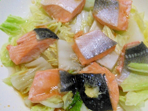 レンジで簡単！鮭と白菜の蒸し煮